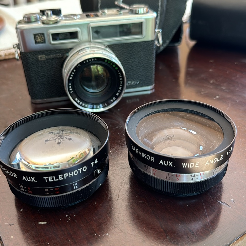 Yashica electro 35 camera